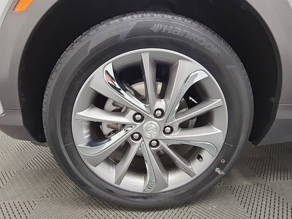 Used 2022 Buick Encore GX Essence w/ Experience Buick Package image 46