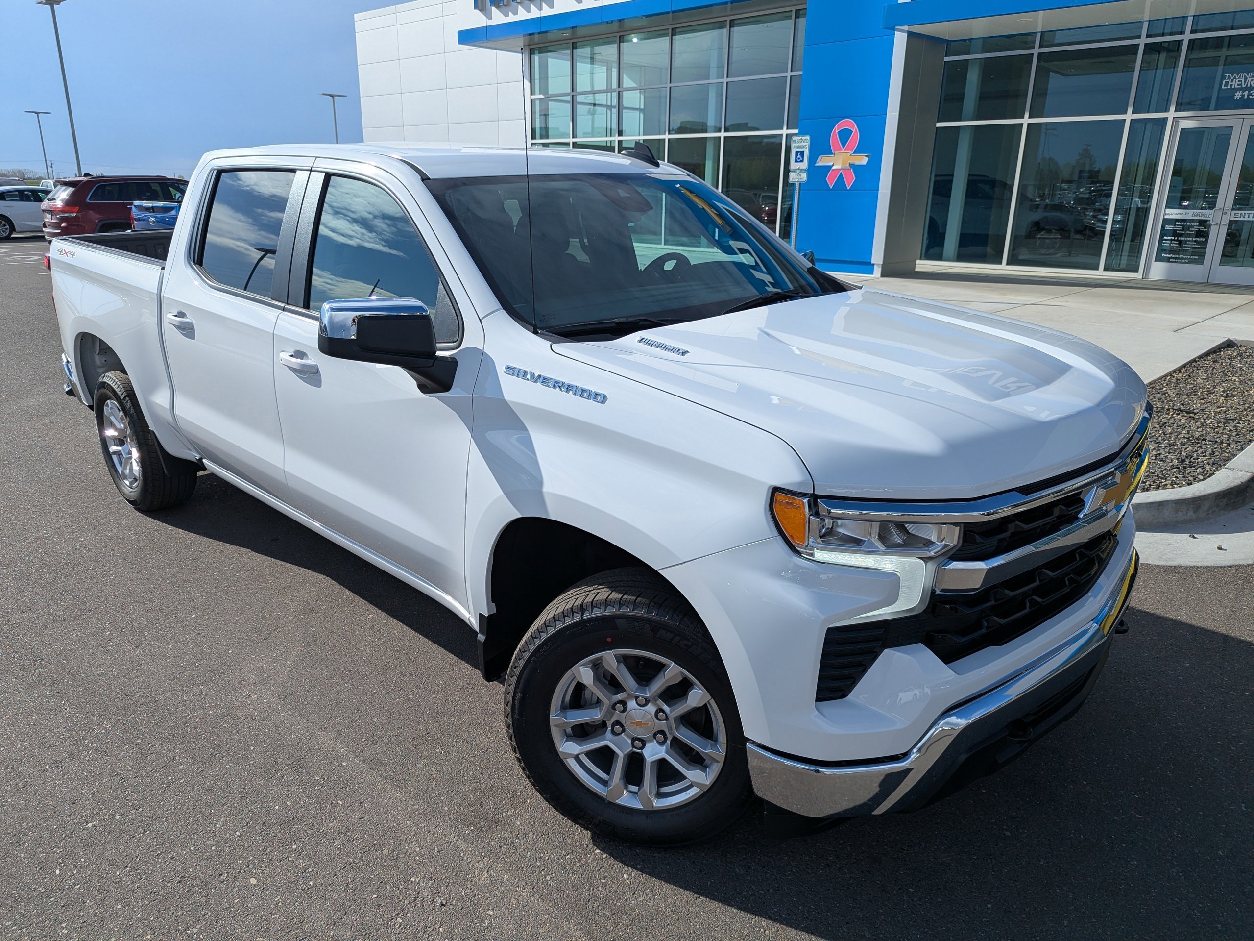 New 2026 Chevrolet Silverado 1500 LT image 2