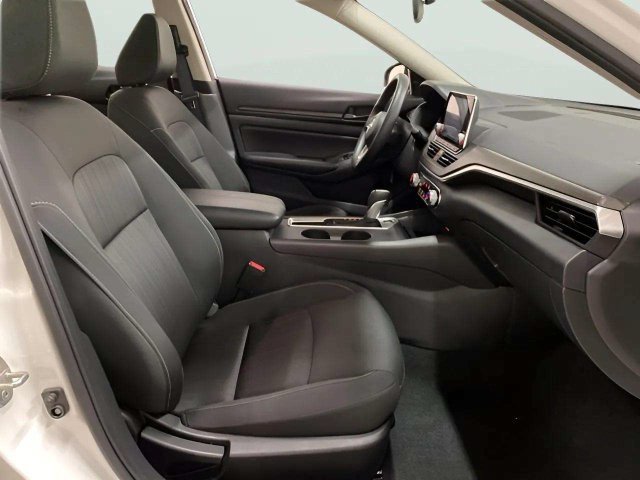 Used 2026 Nissan Altima 2.5 SV FWD image 68