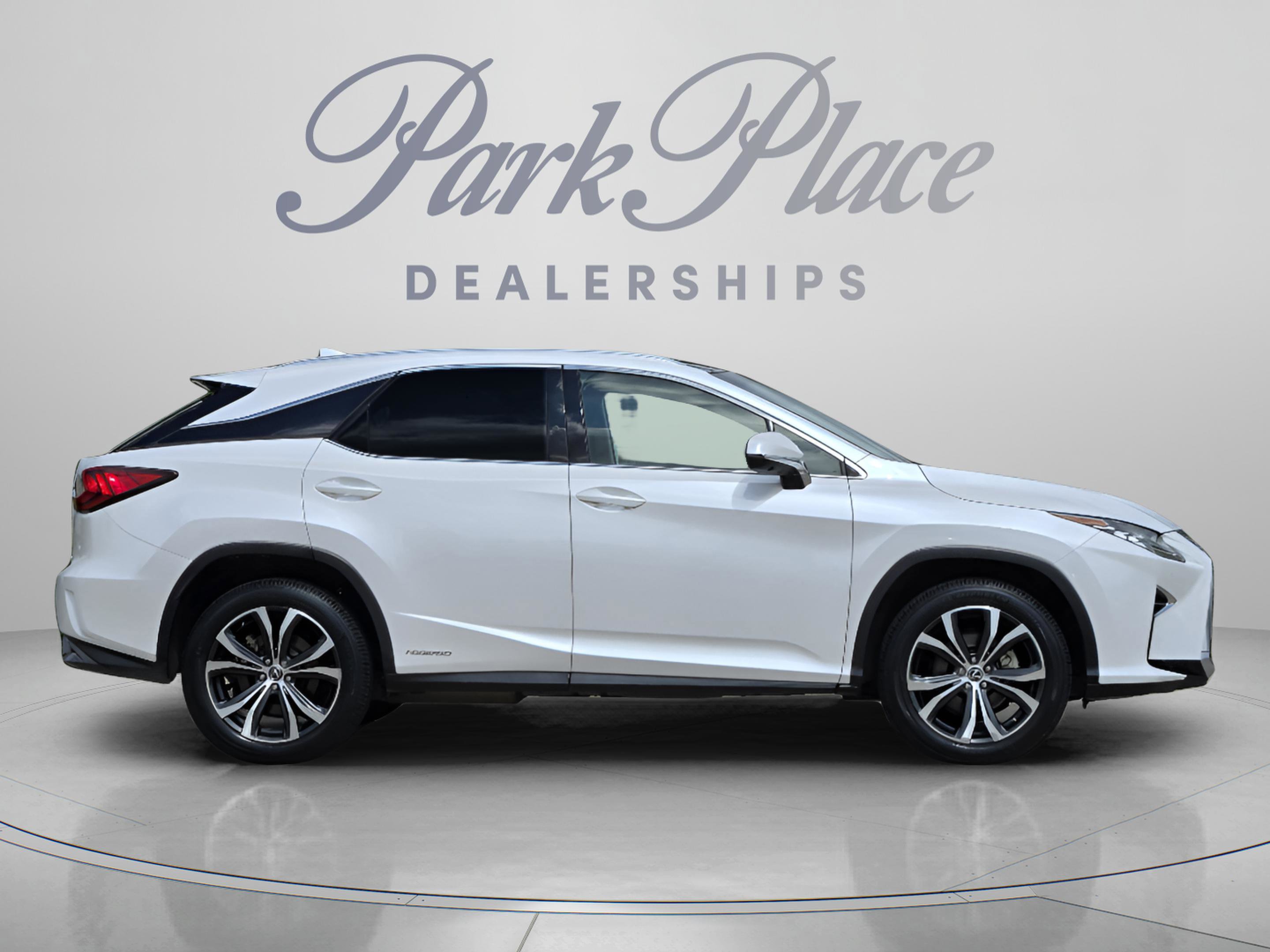 Used 2019 Lexus RX 450h AWD image 6