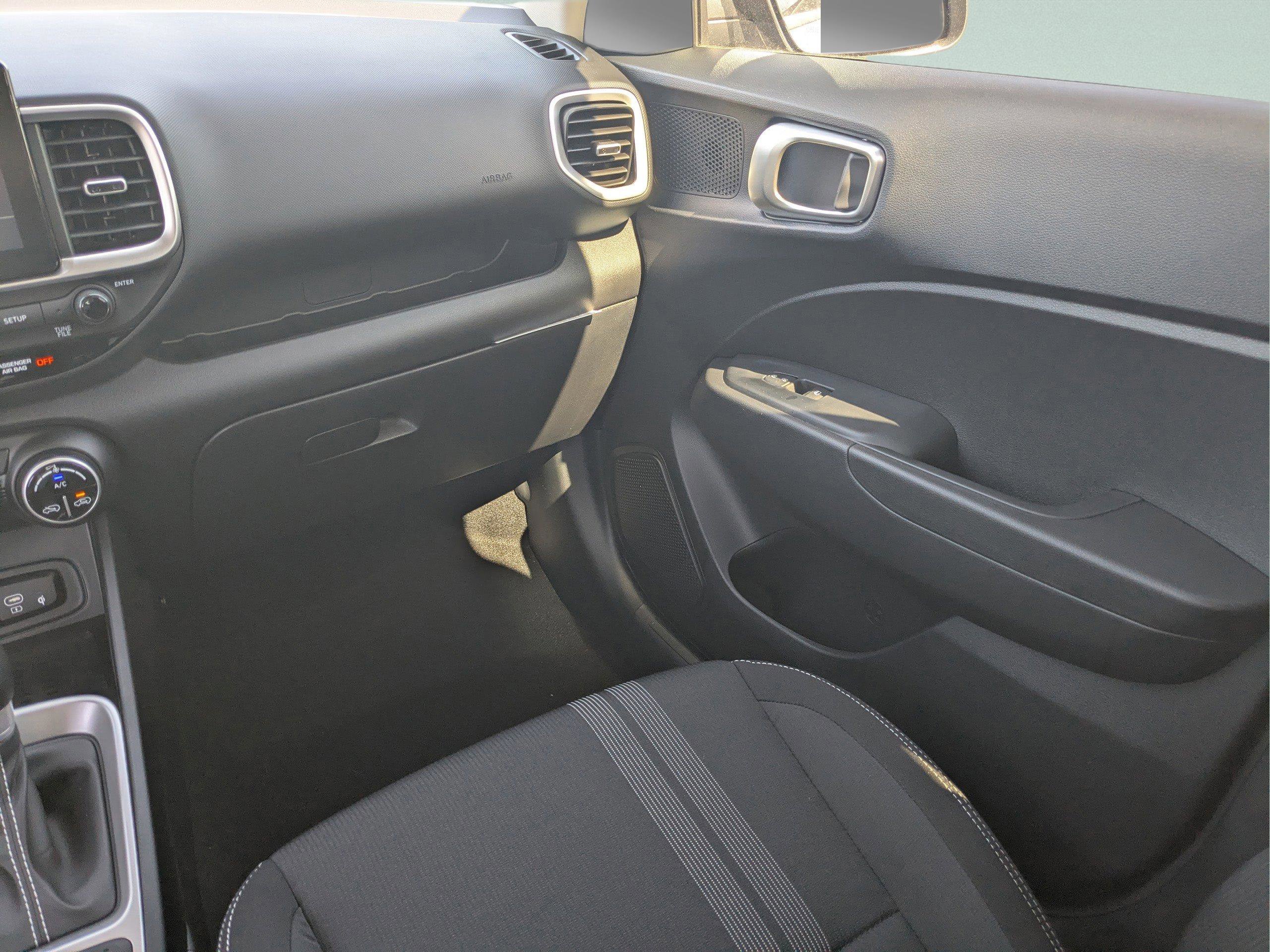 New 2026 Hyundai Venue SEL image 30