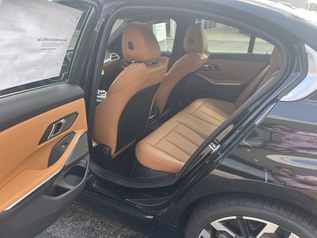 New 2025 BMW 330i xDrive Sedan w/ Convenience Package AWD/4WD image 20