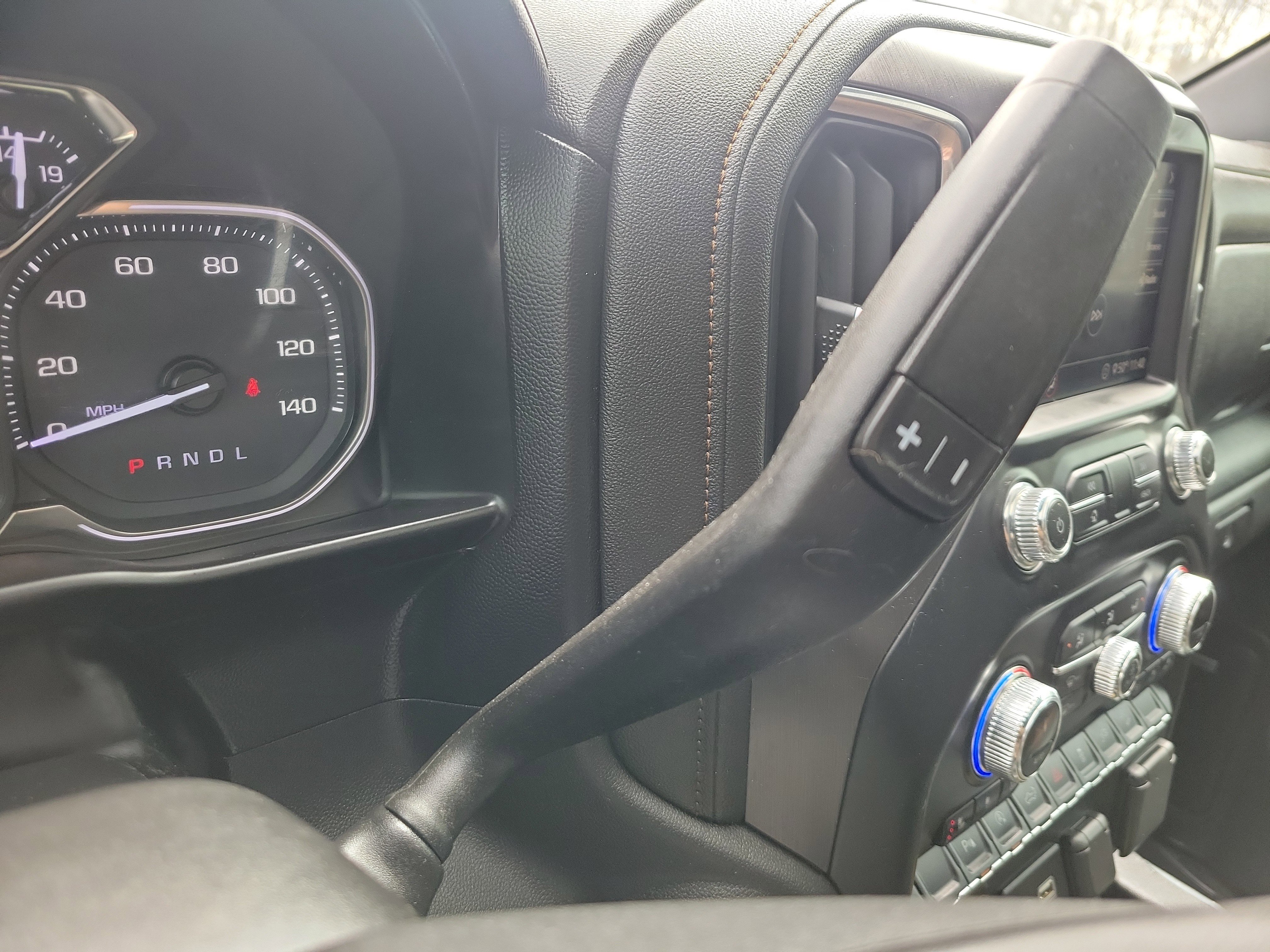 Used 2020 GMC Sierra 1500 AT4 w/ AT4 Preferred Package AWD/4WD image 24