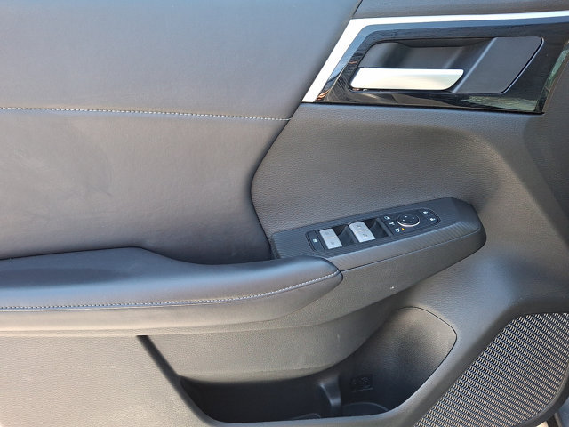 Used 2024 Mitsubishi Outlander SE AWD/4WD image 12