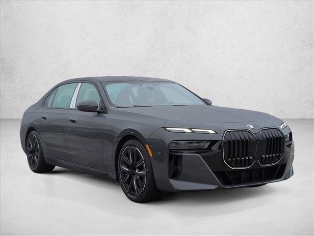 New 2026 BMW 740i xDrive w/ Luxury Rear Seating Package image 7