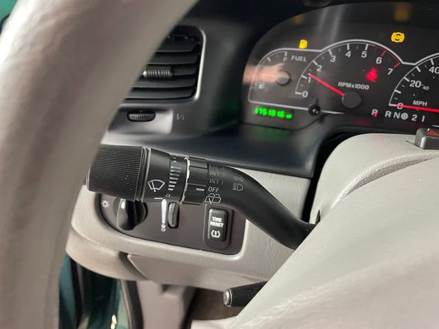 Used 2002 Ford Windstar LX image 13