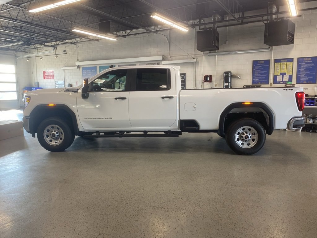 New 2025 GMC Sierra 3500 Pro image 4