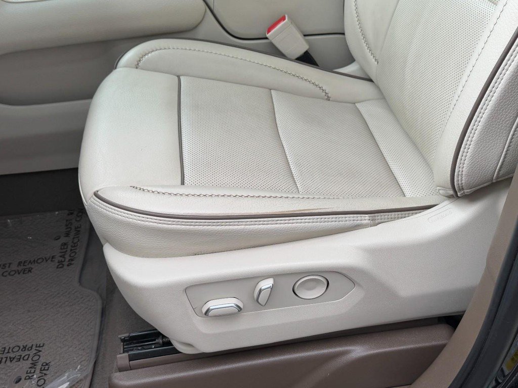 Used 2022 GMC Yukon Denali AWD/4WD image 28