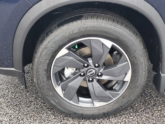 New 2026 Nissan Rogue SV image 9