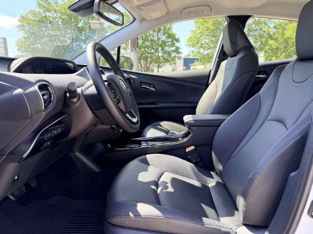 Certified 2022 Toyota Prius FWD image 20