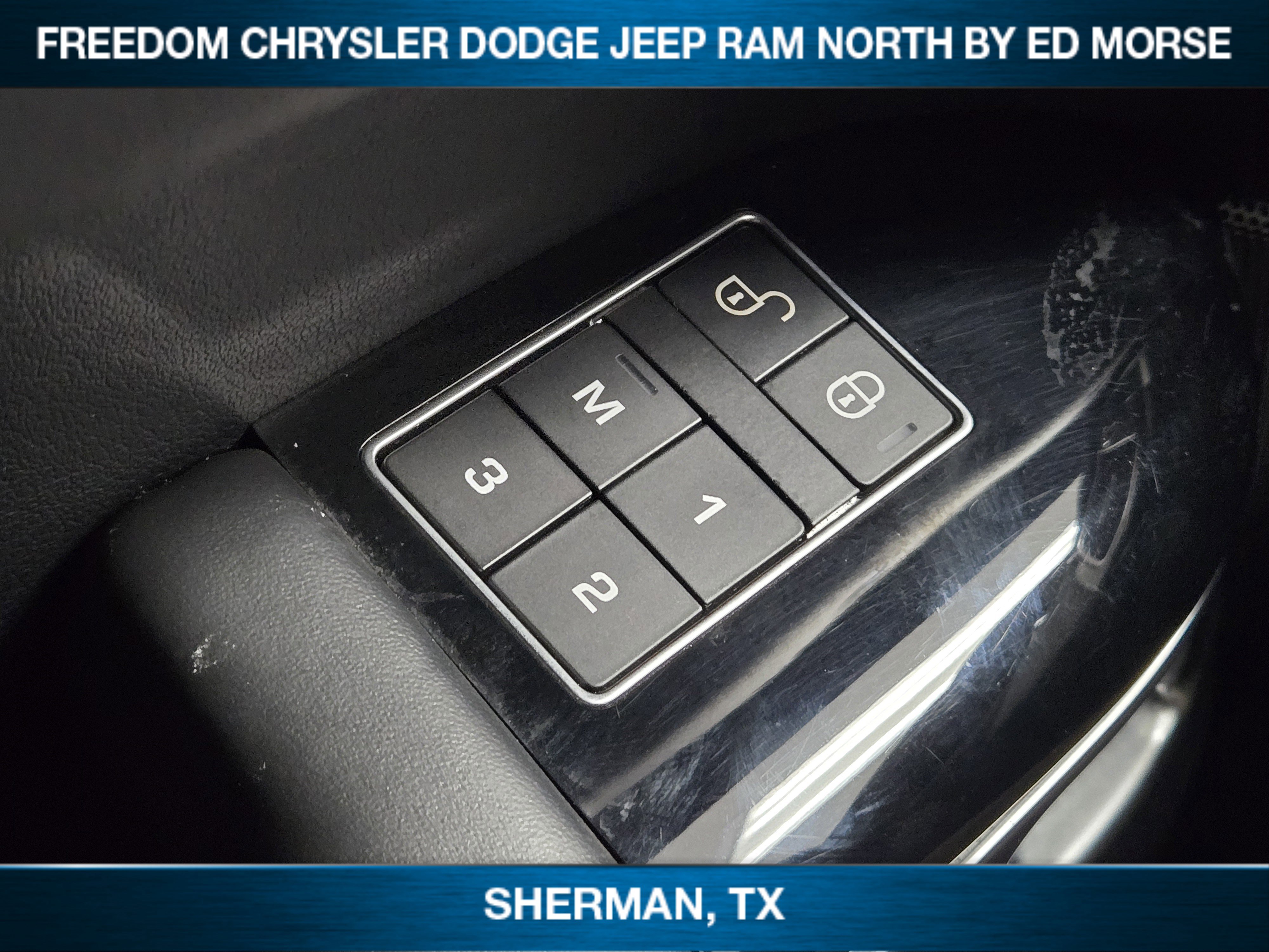 Used 2018 Land Rover Range Rover Sport HSE image 16