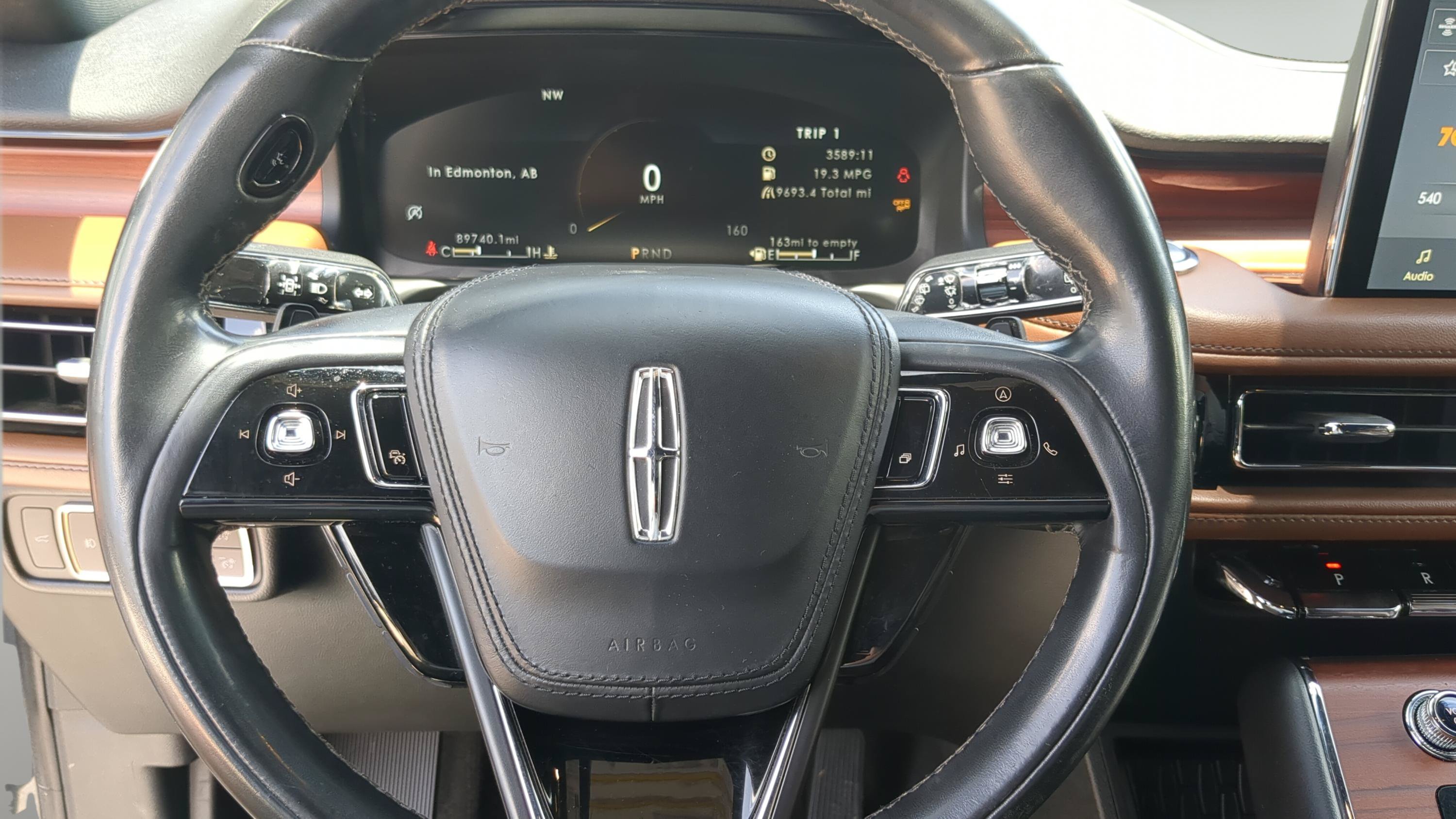 Used 2022 Lincoln Aviator Reserve w/ Equipment Group 201A RWD image 12