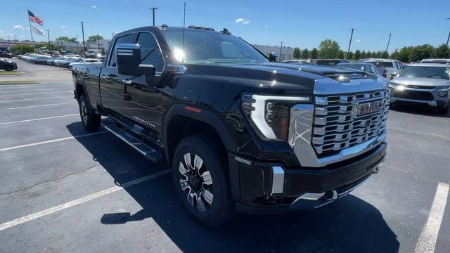 New 2026 GMC Sierra 2500 Denali w/ Technology Package AWD/4WD image 4