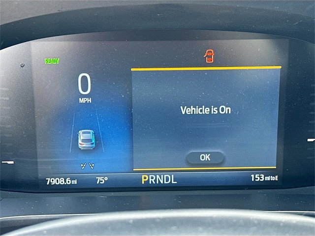 Used 2025 Ford Escape ST-Line w/ Equipment Group 301A image 12