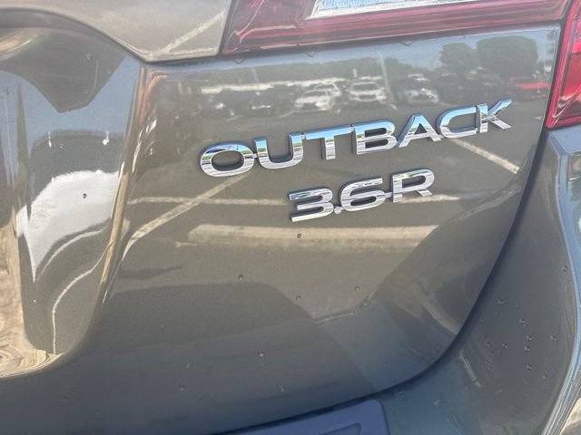 Used 2019 Subaru Outback 3.6R Touring w/ Popular Package #3A AWD/4WD image 7