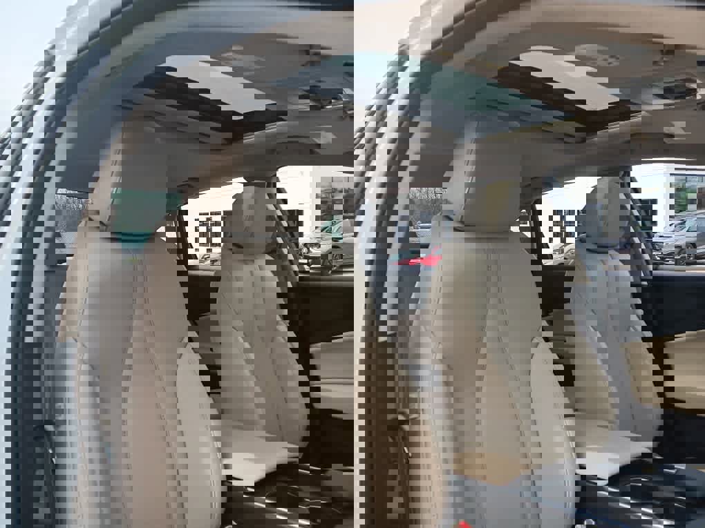 Used 2023 Acura TLX image 10