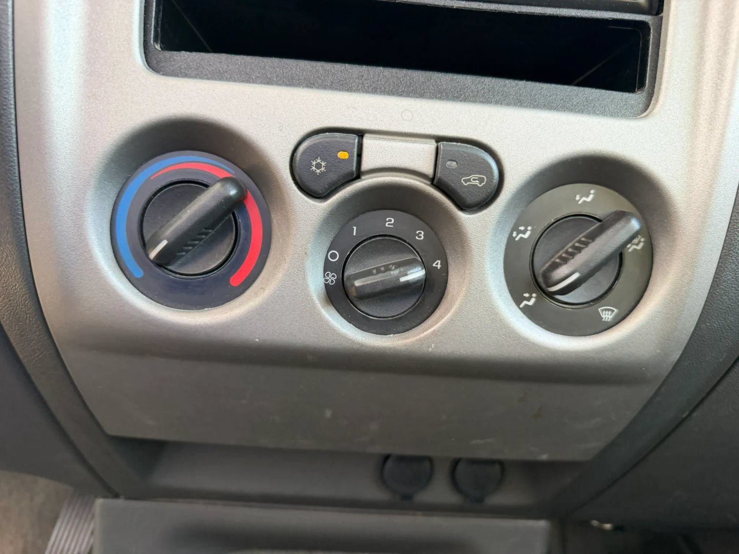 Used 2005 Chevrolet Colorado LS w/ Power Convenience Package RWD image 22