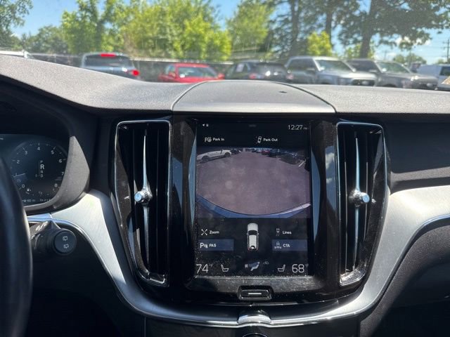 Used 2018 Volvo XC60 T5 Momentum w/ Convenience Package AWD/4WD image 18