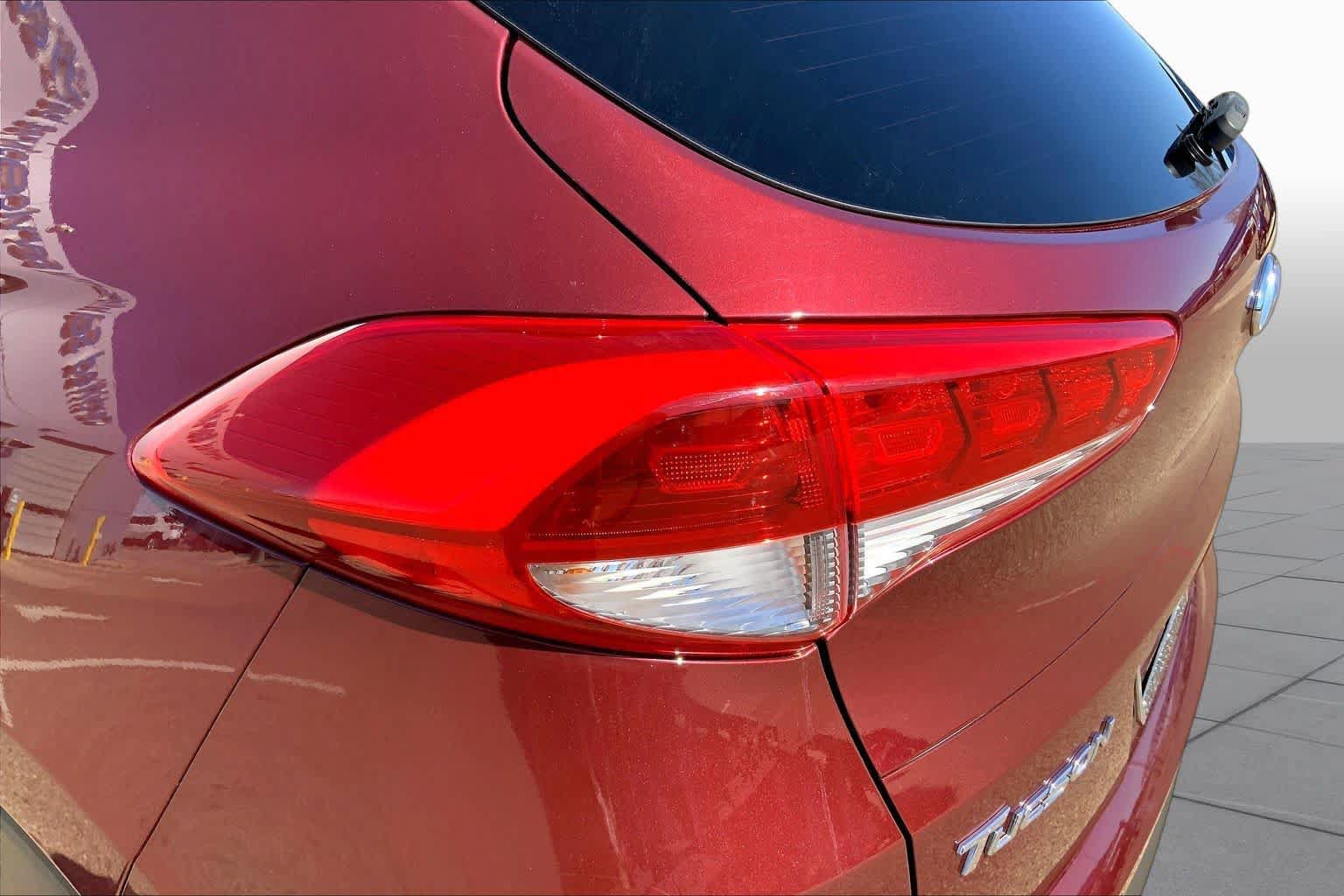 Used 2017 Hyundai Tucson SE w/ SE Popular Package 02 FWD image 29