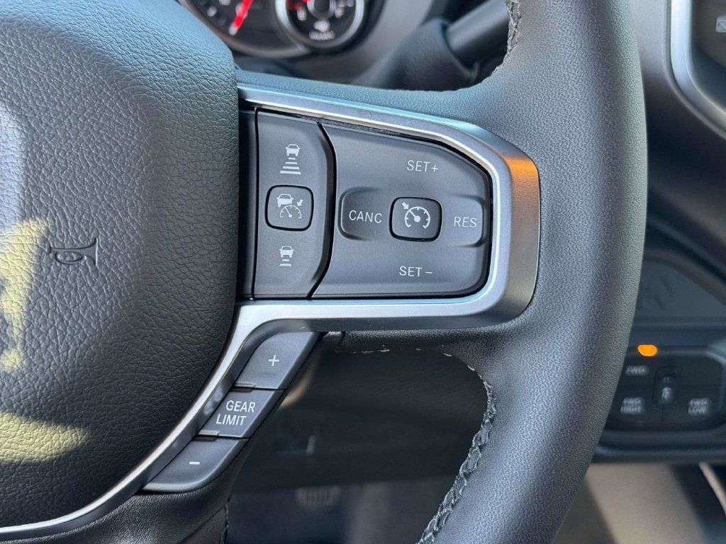 New 2026 RAM 2500 Big Horn AWD/4WD image 23