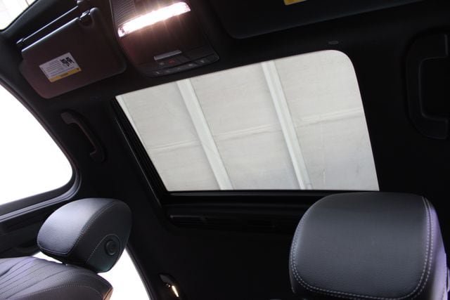Used 2019 Mercedes-Benz E 300 image 24