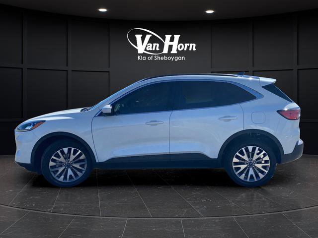 Used 2022 Ford Escape Titanium w/ Class II Trailer Tow Package AWD/4WD image 4