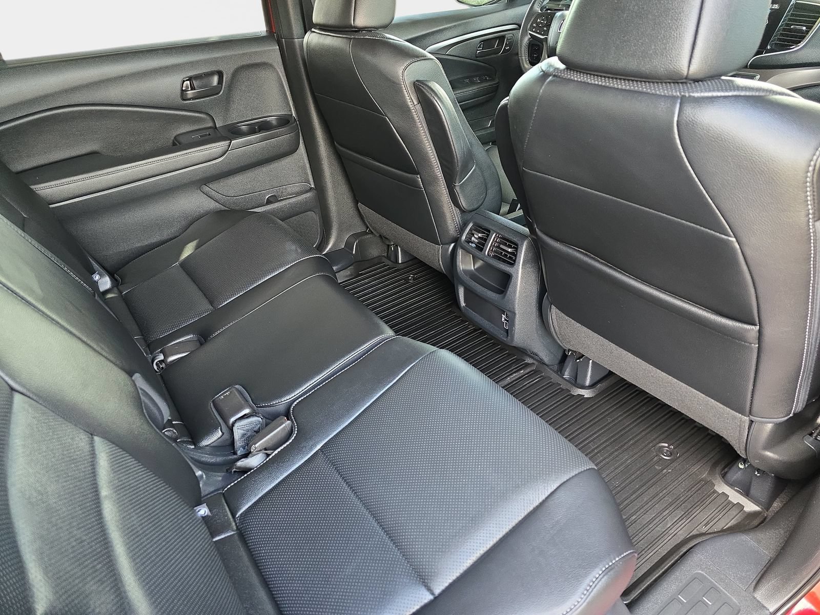 Certified 2023 Honda Passport EX-L image 13