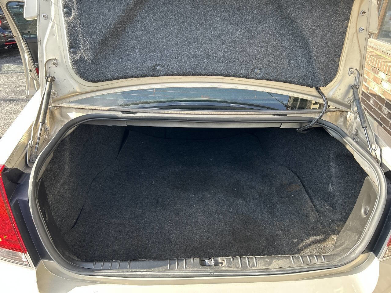 Used 2012 Chevrolet Impala LT FWD image 15