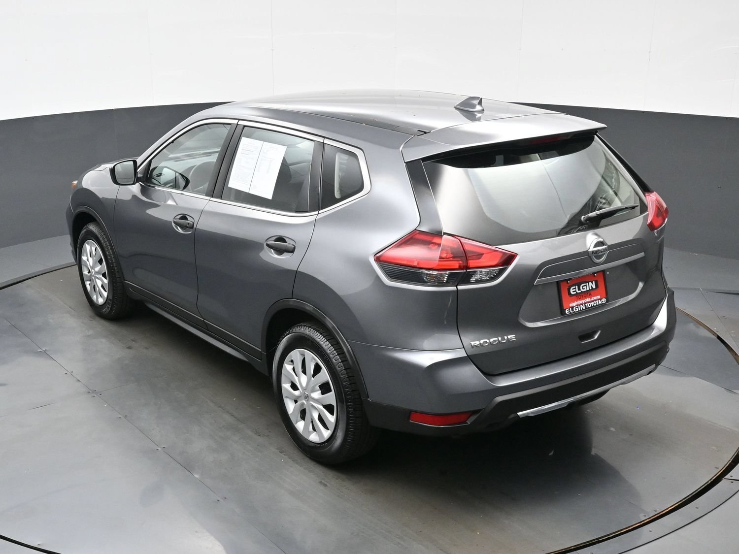 Used 2020 Nissan Rogue S FWD image 35