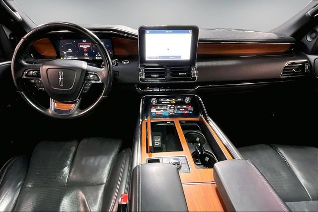 Used 2019 Lincoln Navigator Reserve AWD/4WD image 9