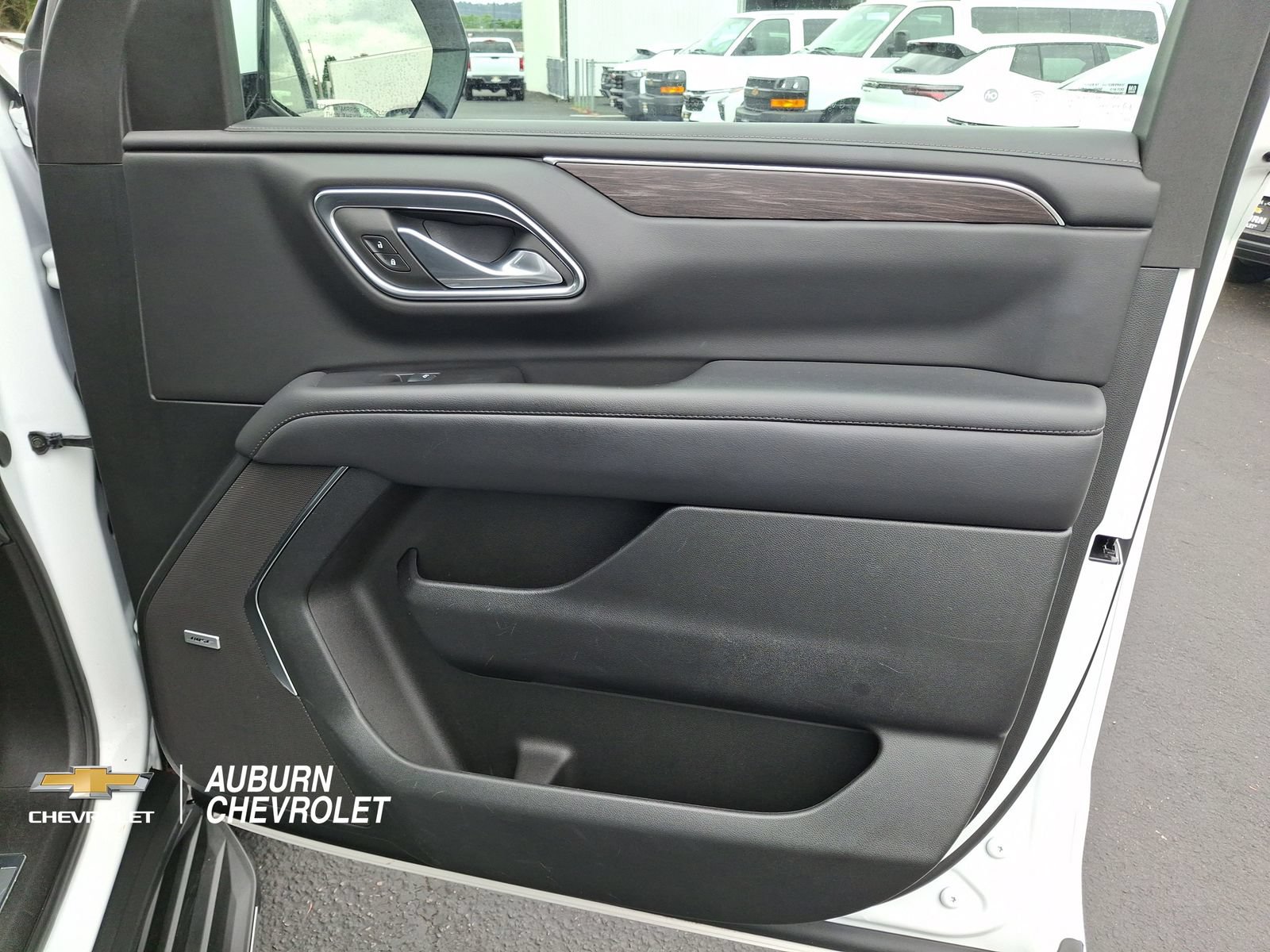Used 2024 Chevrolet Tahoe LT AWD/4WD image 23