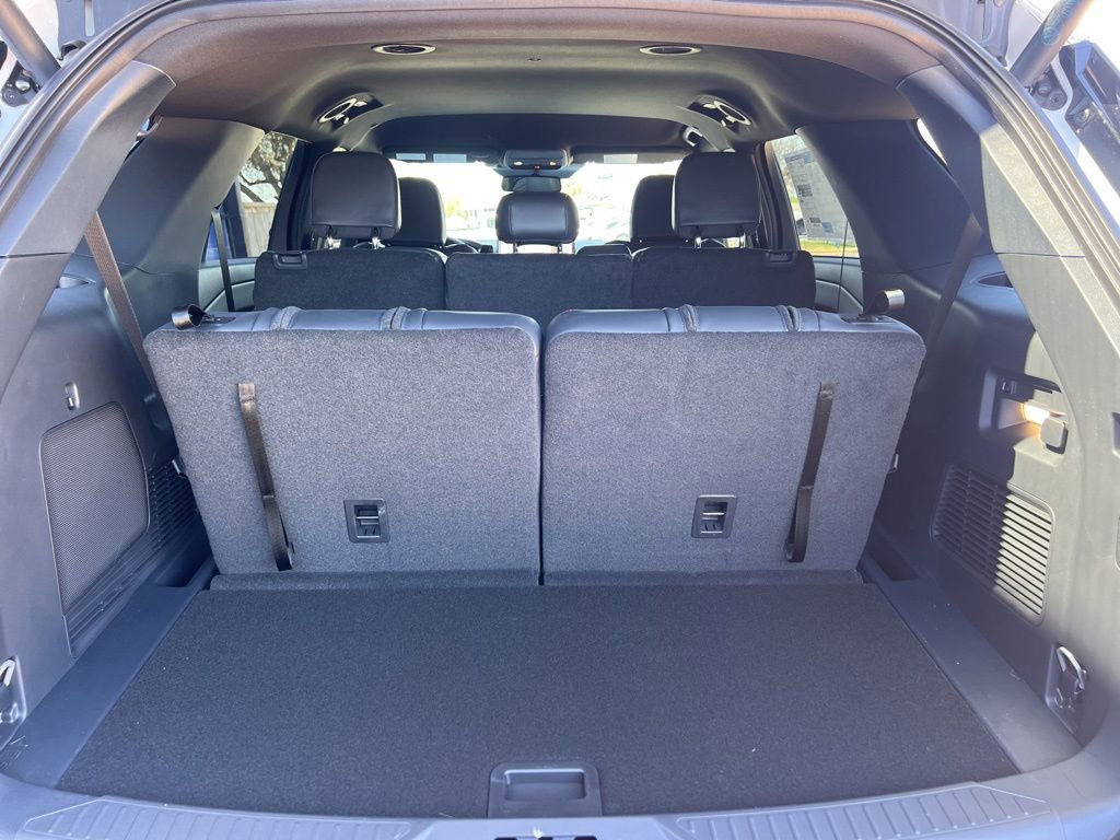 New 2026 Ford Explorer ST-Line w/ Premium Package image 9
