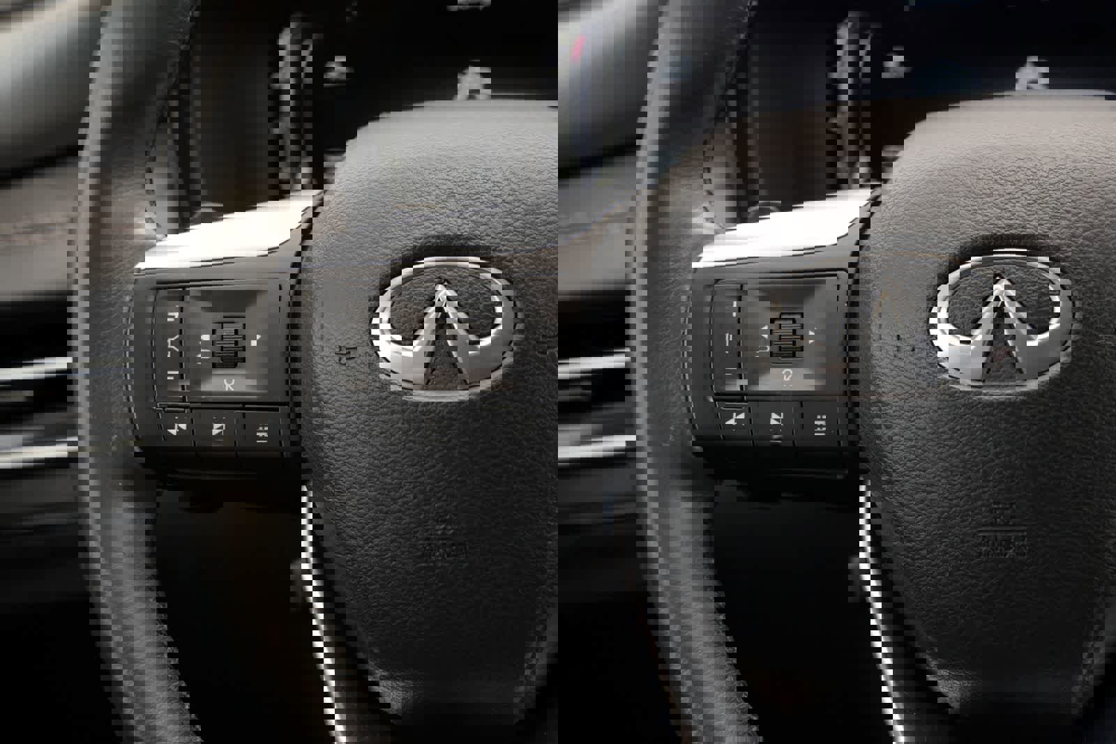 Certified 2024 INFINITI QX60 Luxe image 10