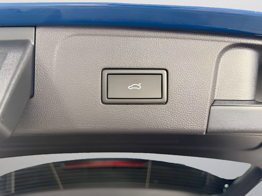 New 2026 Volkswagen Atlas SE image 10