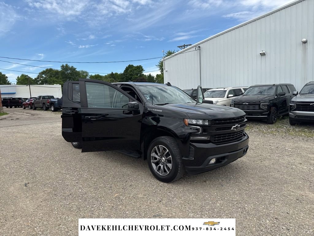 Used 2021 Chevrolet Silverado 1500 RST w/ Convenience Package II AWD/4WD image 33