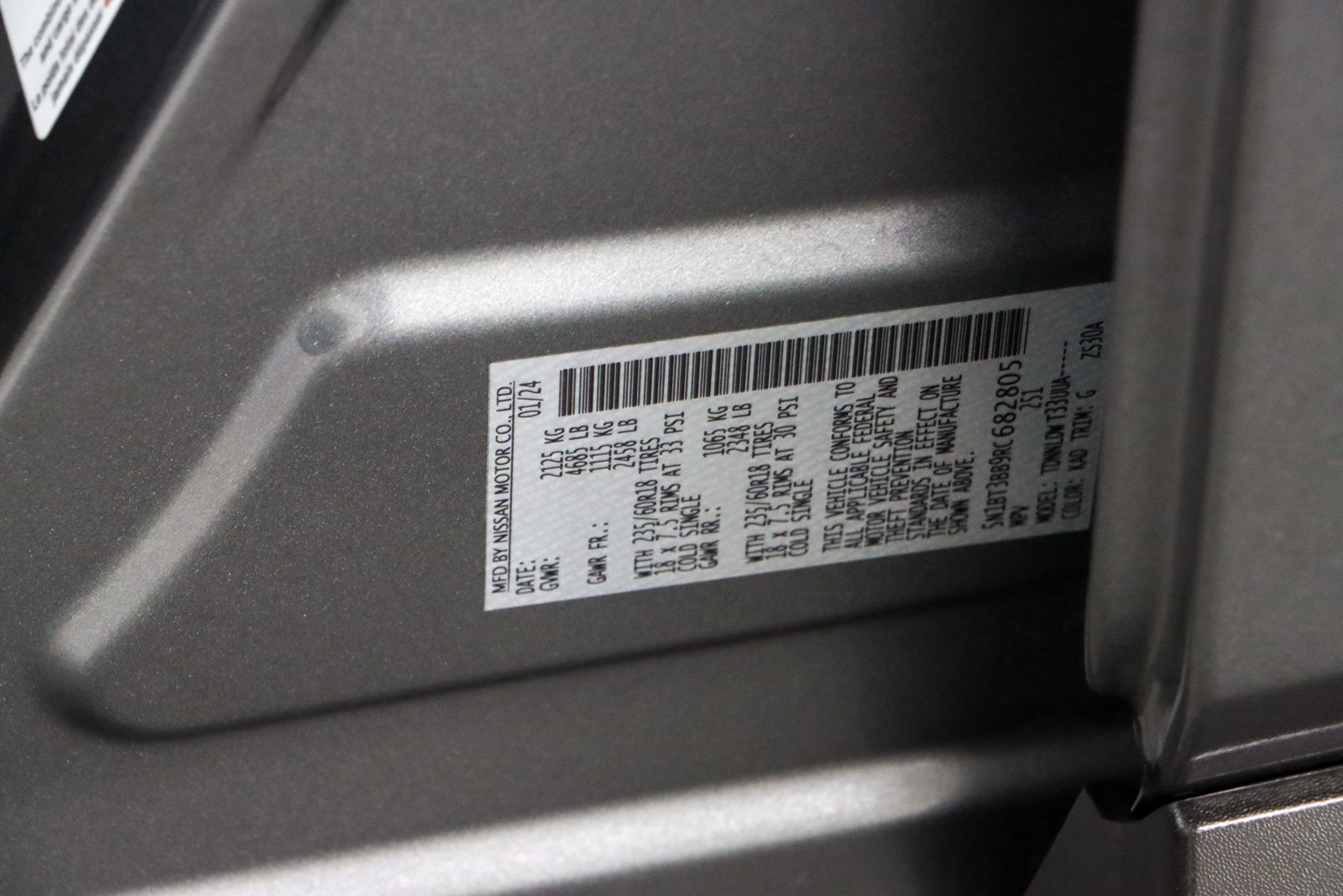 Used 2024 Nissan Rogue SV image 32