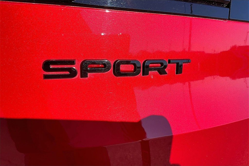 Used 2023 Land Rover Range Rover Sport First Edition image 32