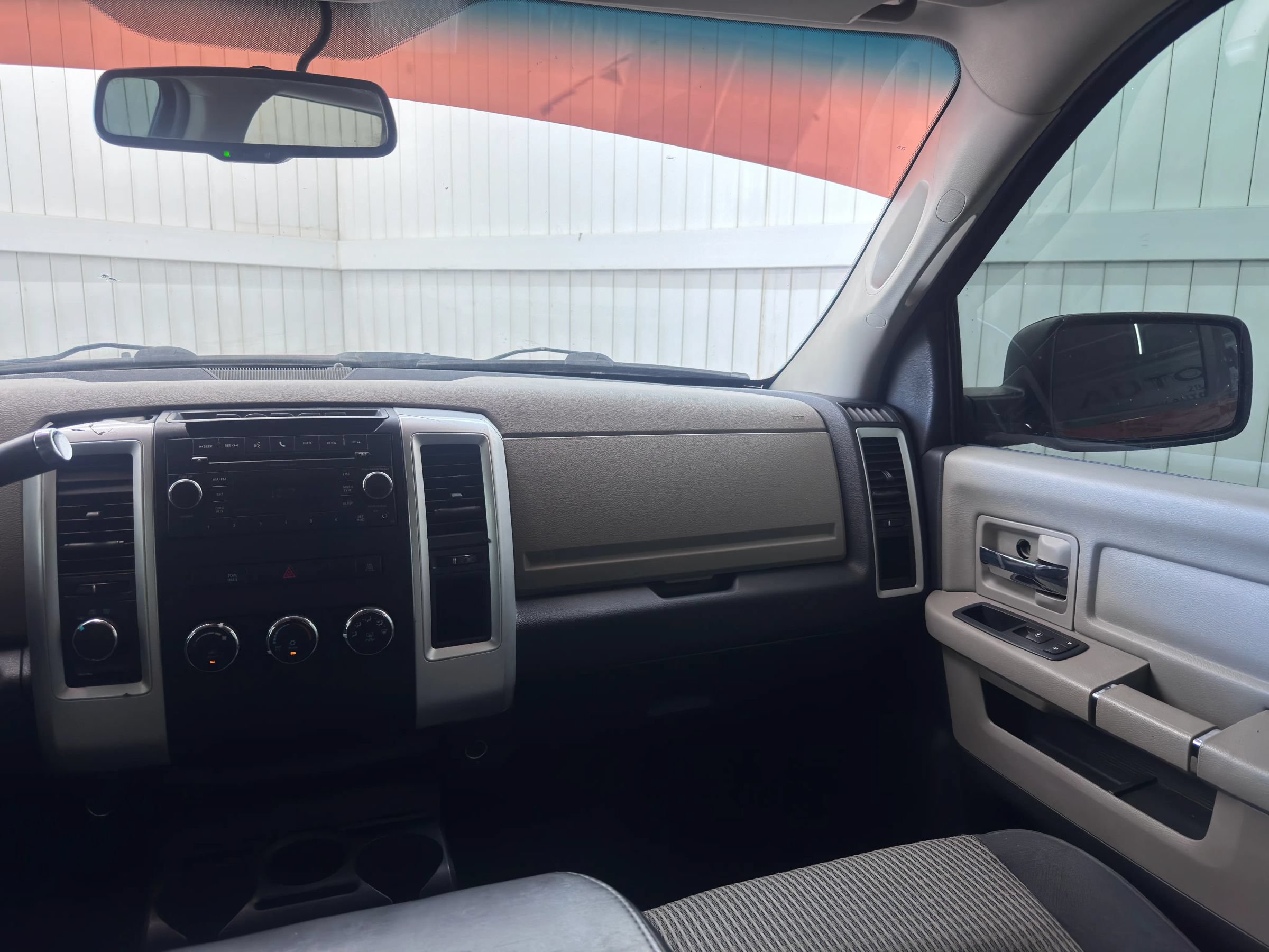 Used 2011 RAM 2500 SLT AWD/4WD image 16