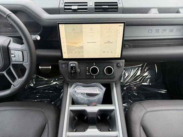 New 2026 Land Rover Defender 130 V8 AWD/4WD image 15