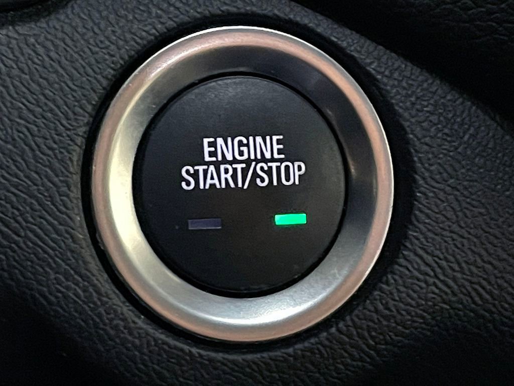 Used 2023 Chevrolet Equinox LT image 28