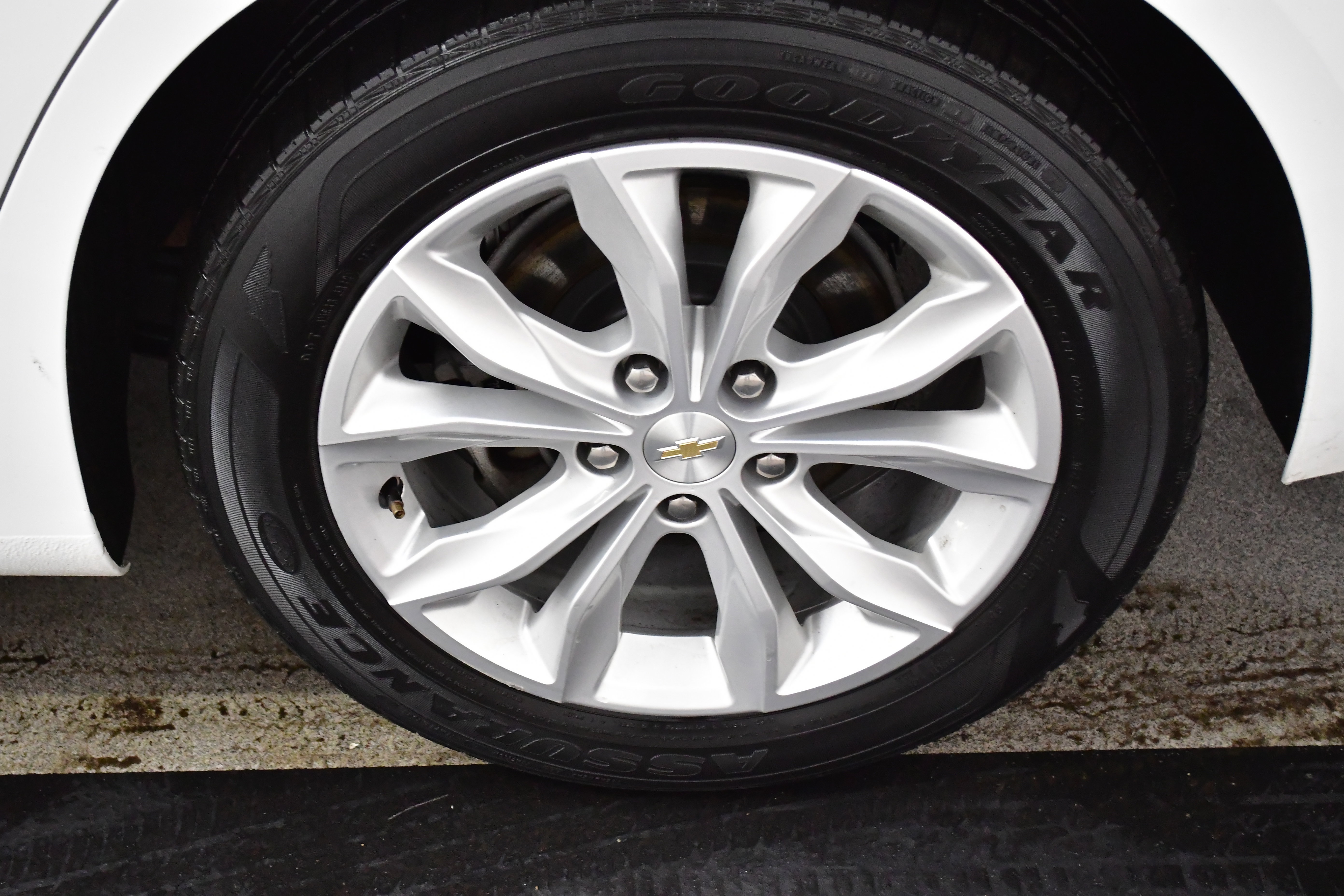 Used 2024 Chevrolet Malibu LT image 64