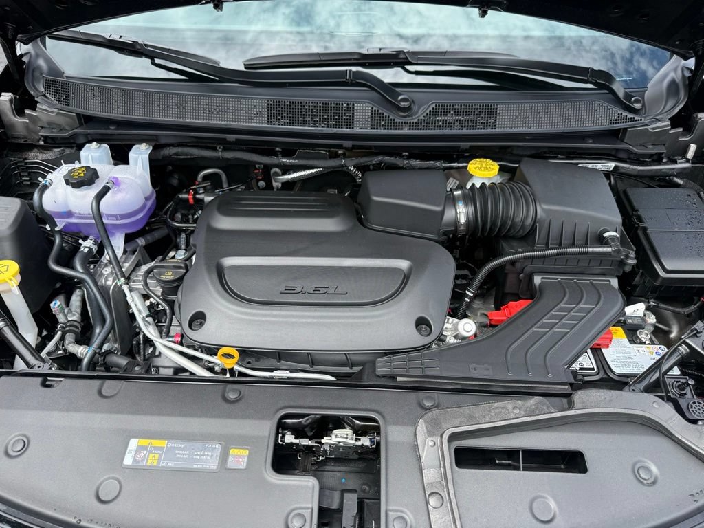 New 2027 Chrysler Pacifica Select FWD image 59