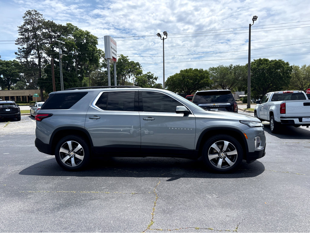 Used 2023 Chevrolet Traverse LT w/ LT Premium Package FWD image 29