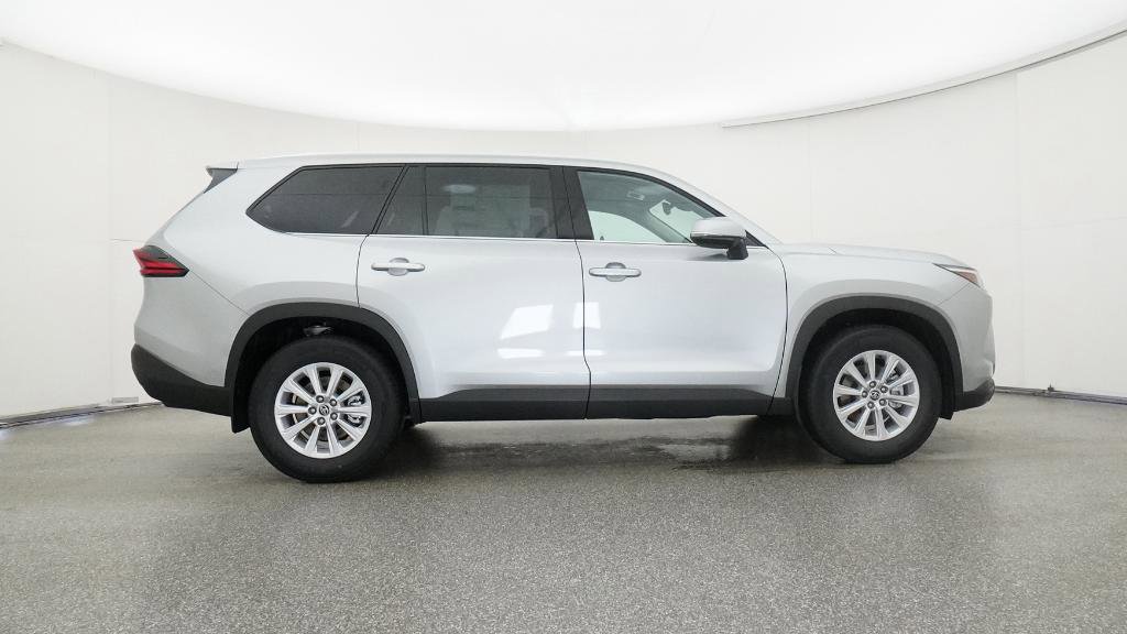 New 2026 Toyota Grand Highlander XLE image 24
