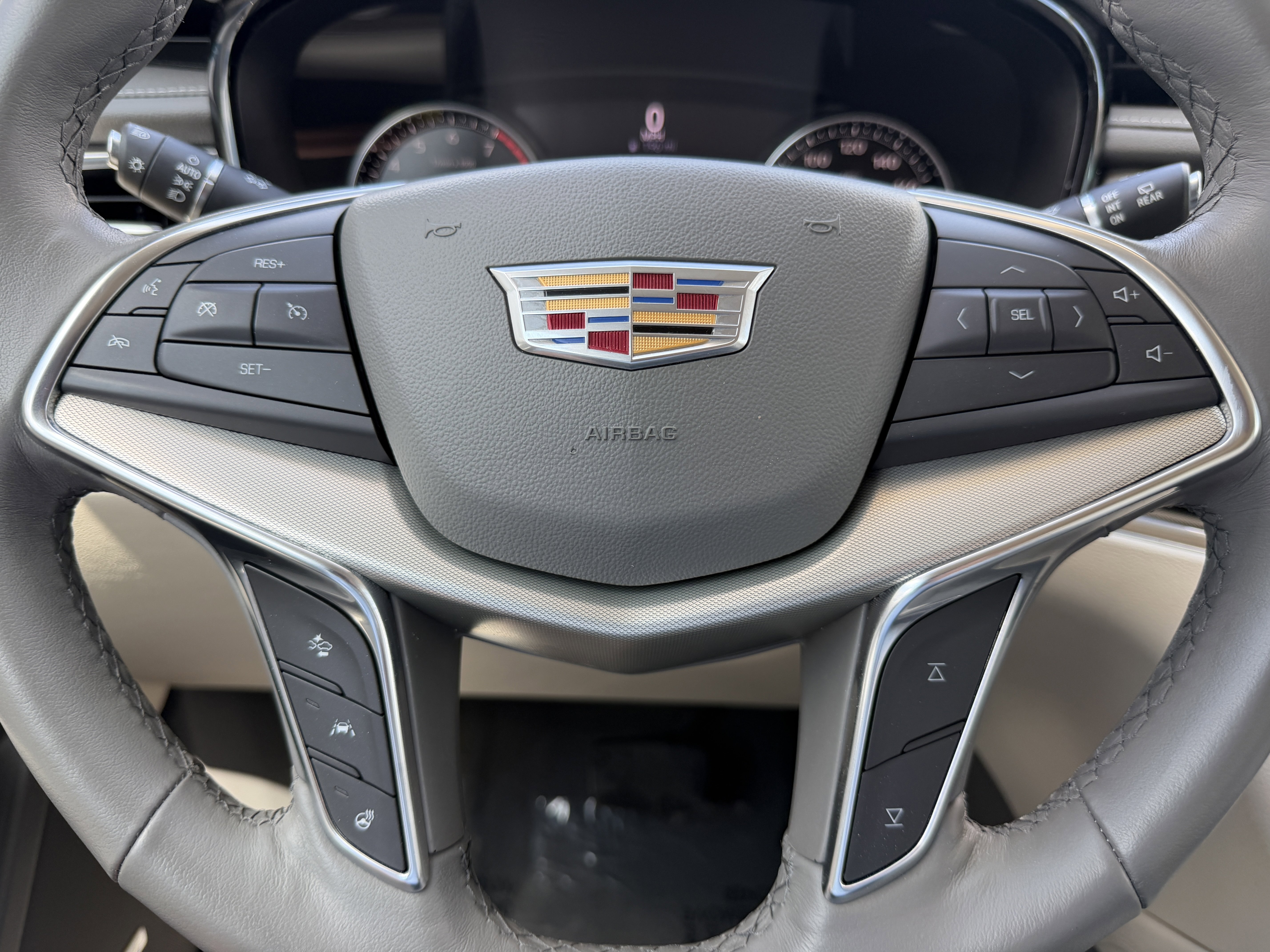 Certified 2022 Cadillac XT5 Premium Luxury FWD image 28