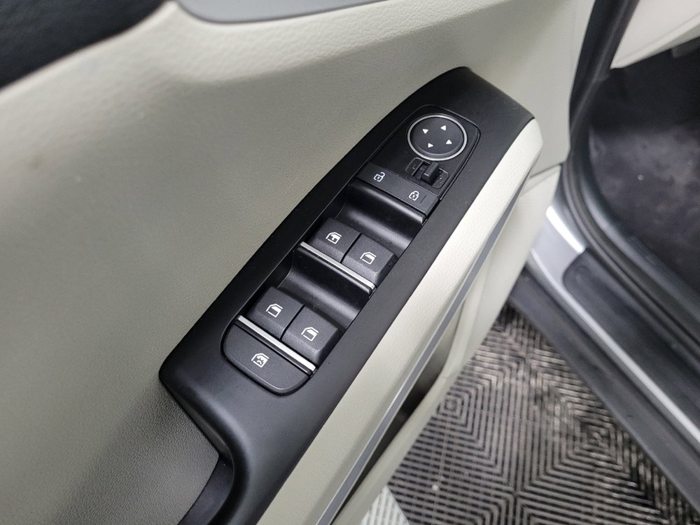 Used 2025 Kia Soul S image 27