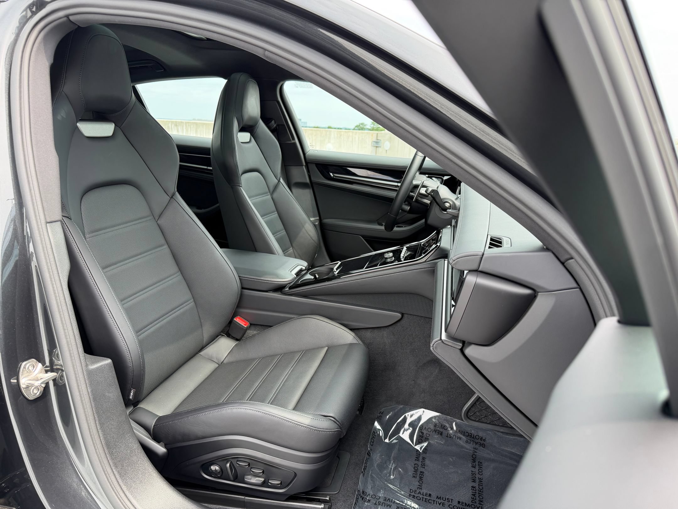 Certified 2024 Porsche Panamera image 22