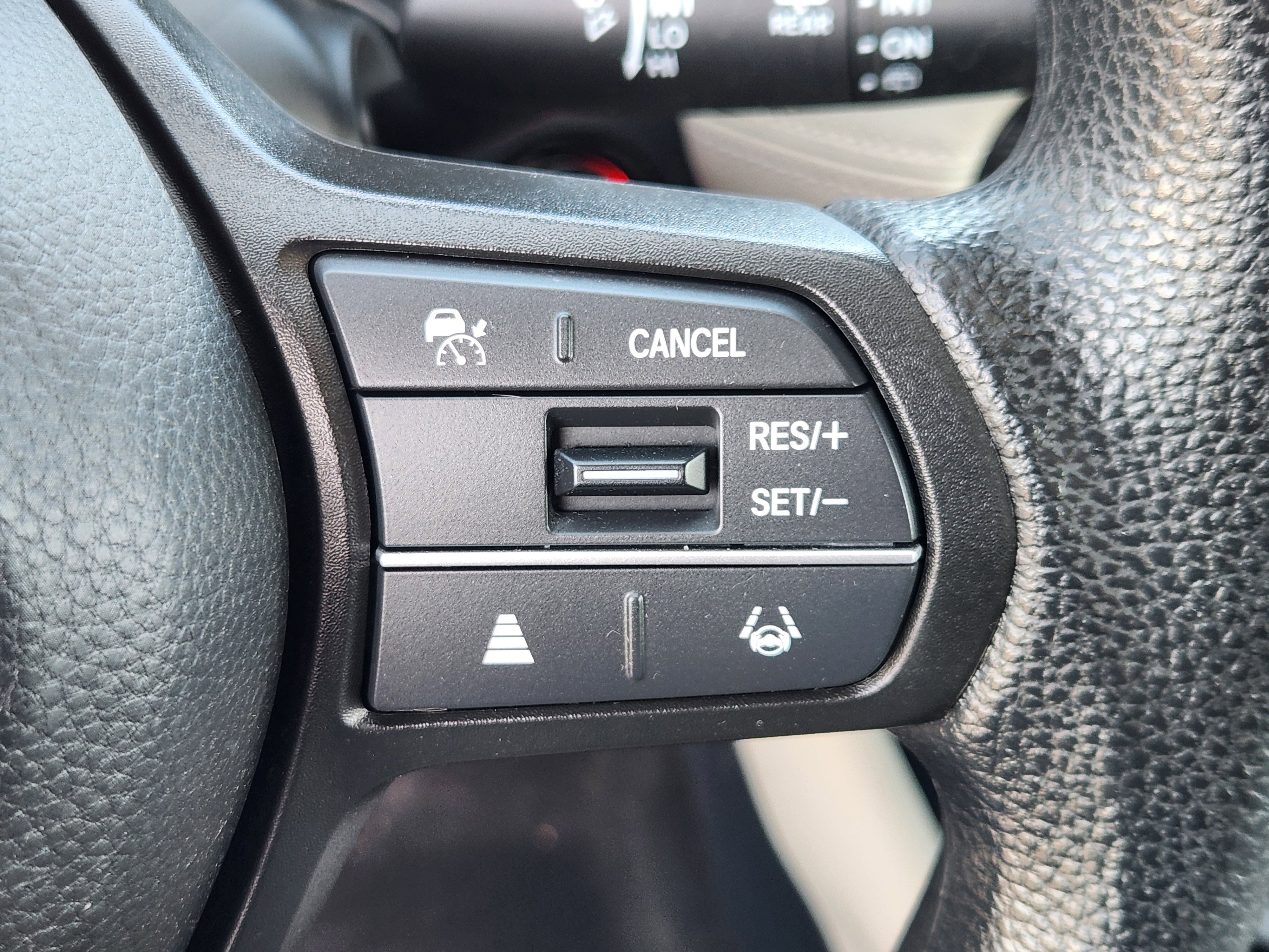 Certified 2023 Honda HR-V LX image 23