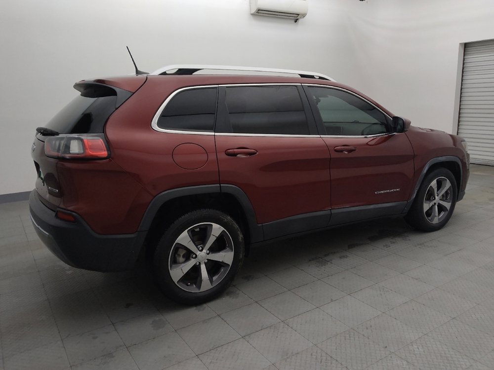Used 2019 Jeep Cherokee Limited image 10