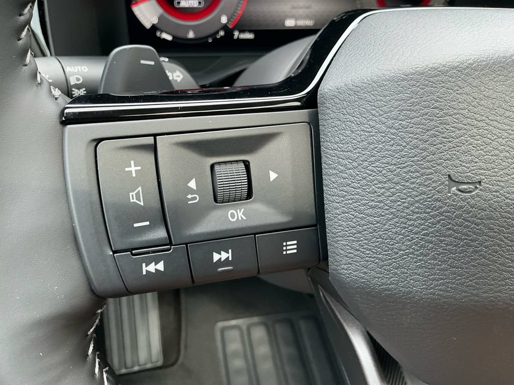 New 2026 Nissan Pathfinder Platinum AWD/4WD image 21